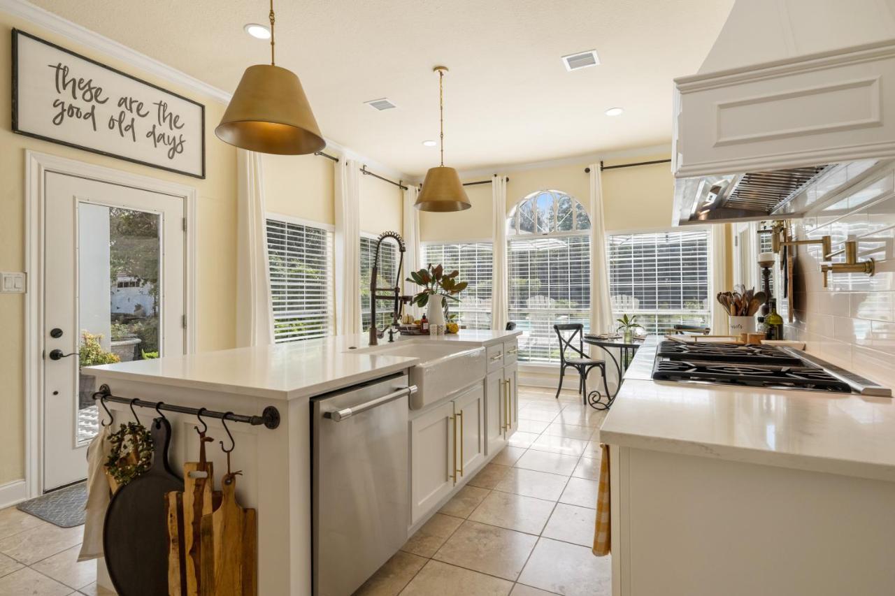 The Plantation House Boutique Inn Pflugerville Esterno foto