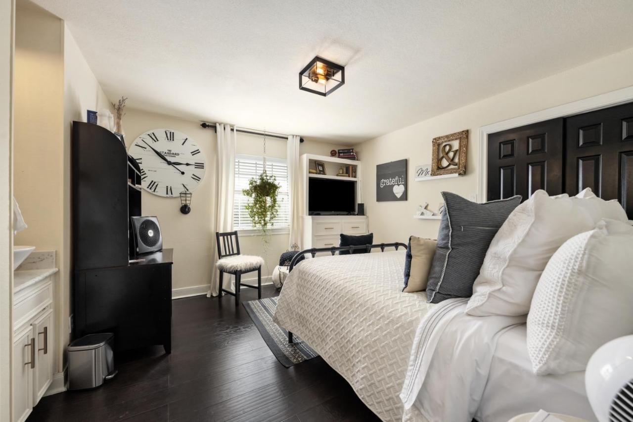 The Plantation House Boutique Inn Pflugerville Esterno foto