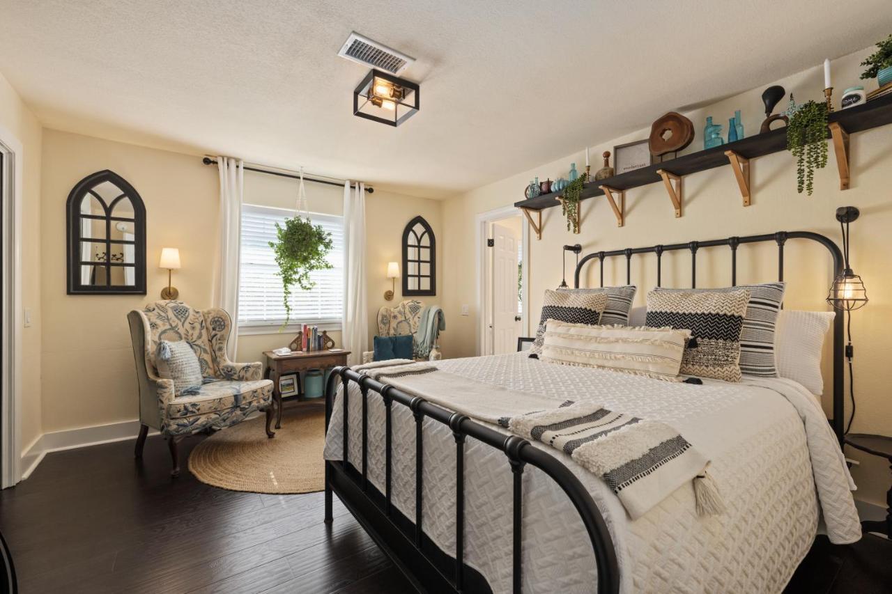 The Plantation House Boutique Inn Pflugerville Esterno foto