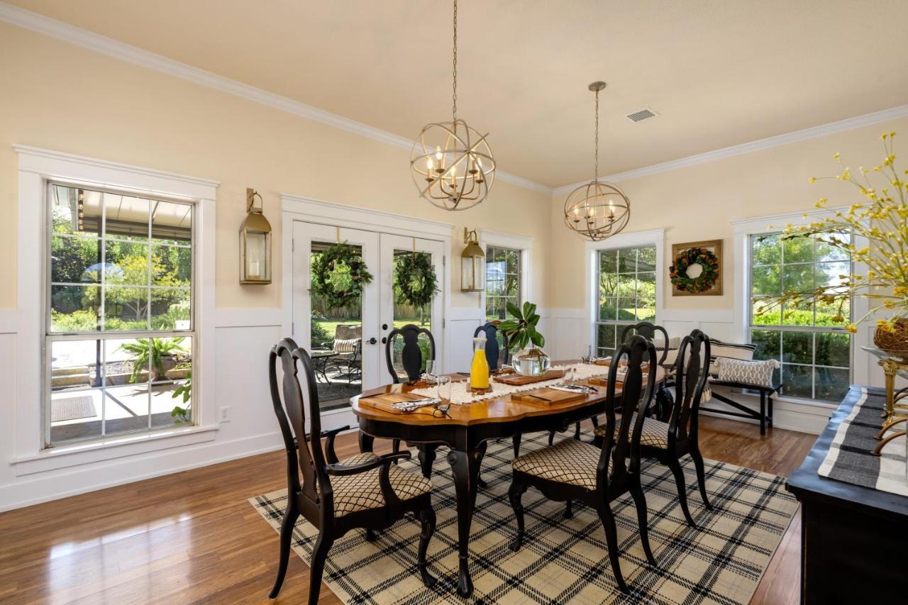 The Plantation House Boutique Inn Pflugerville Esterno foto