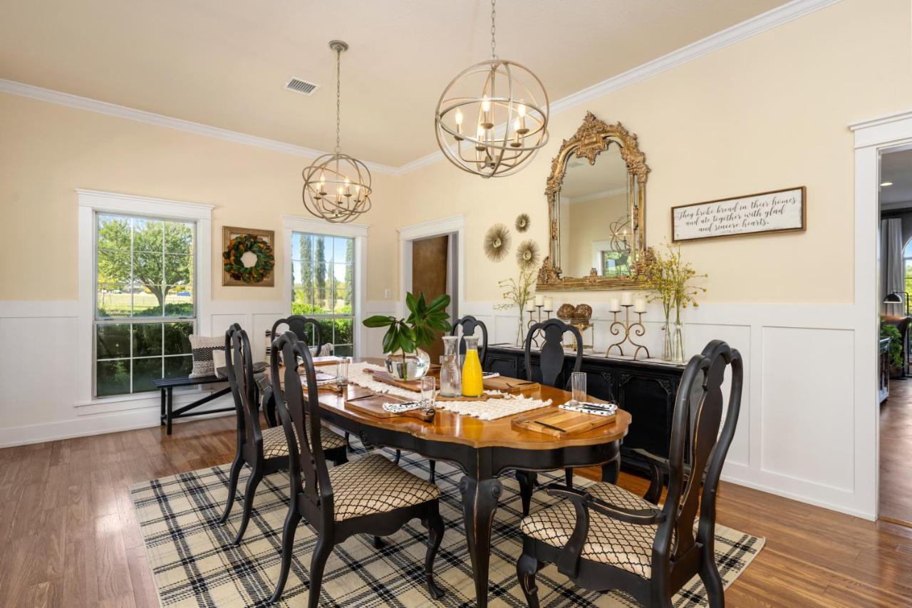 The Plantation House Boutique Inn Pflugerville Esterno foto