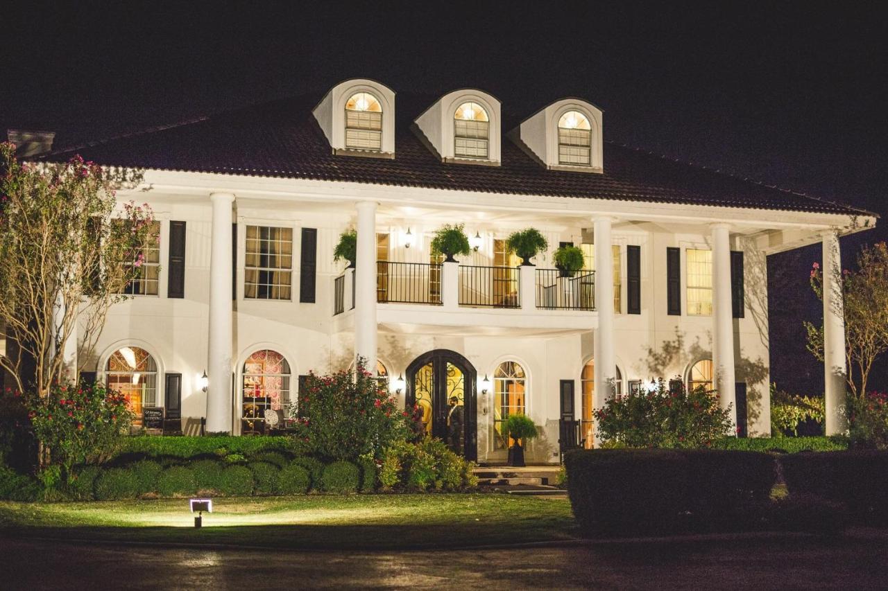 The Plantation House Boutique Inn Pflugerville Esterno foto