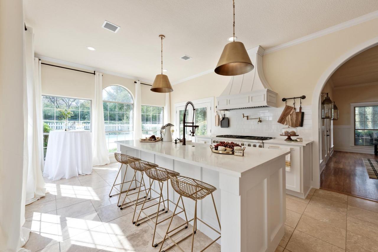 The Plantation House Boutique Inn Pflugerville Esterno foto