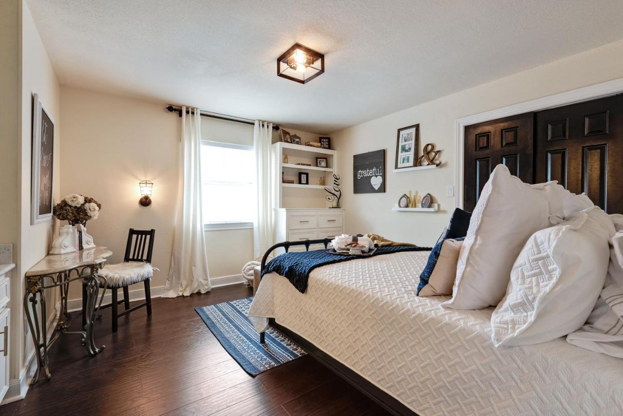 The Plantation House Boutique Inn Pflugerville Esterno foto