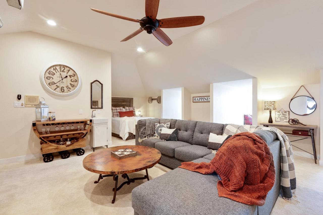 The Plantation House Boutique Inn Pflugerville Esterno foto